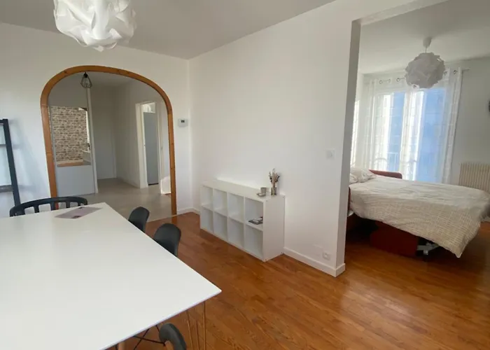 Appartement Spacieux Et Chaleureux - 4Pers - Refait A Neuf - Parking Privatif - Proches Axes, Commerces Et Services - Check In 24-24